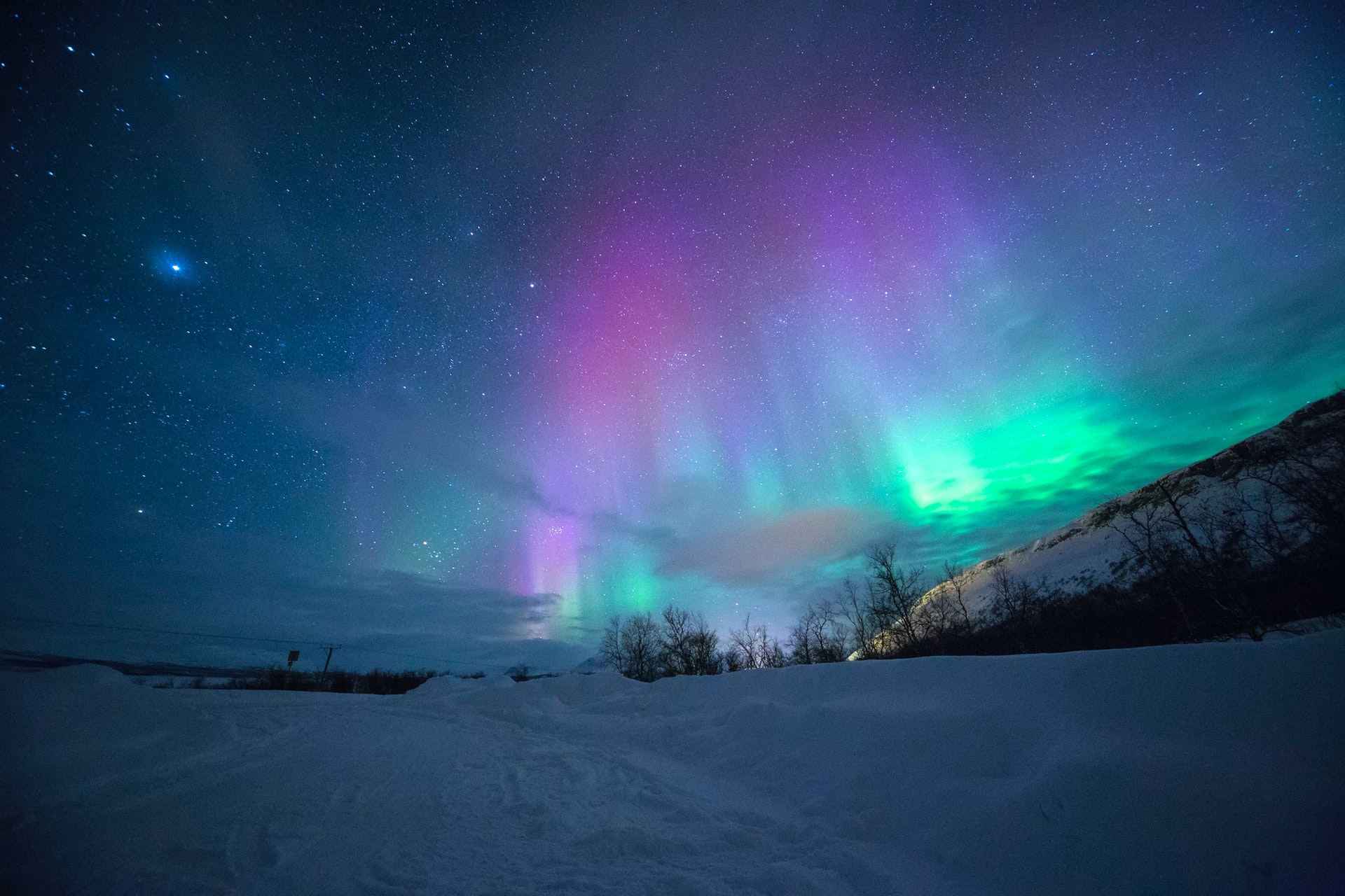 You can see Northern Lights in New York City this month -thetravel.vision